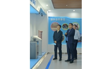 奎文區(qū)委常委副區(qū)長(zhǎng)劉強(qiáng)一行來(lái)海潤(rùn)萬(wàn)家調(diào)研